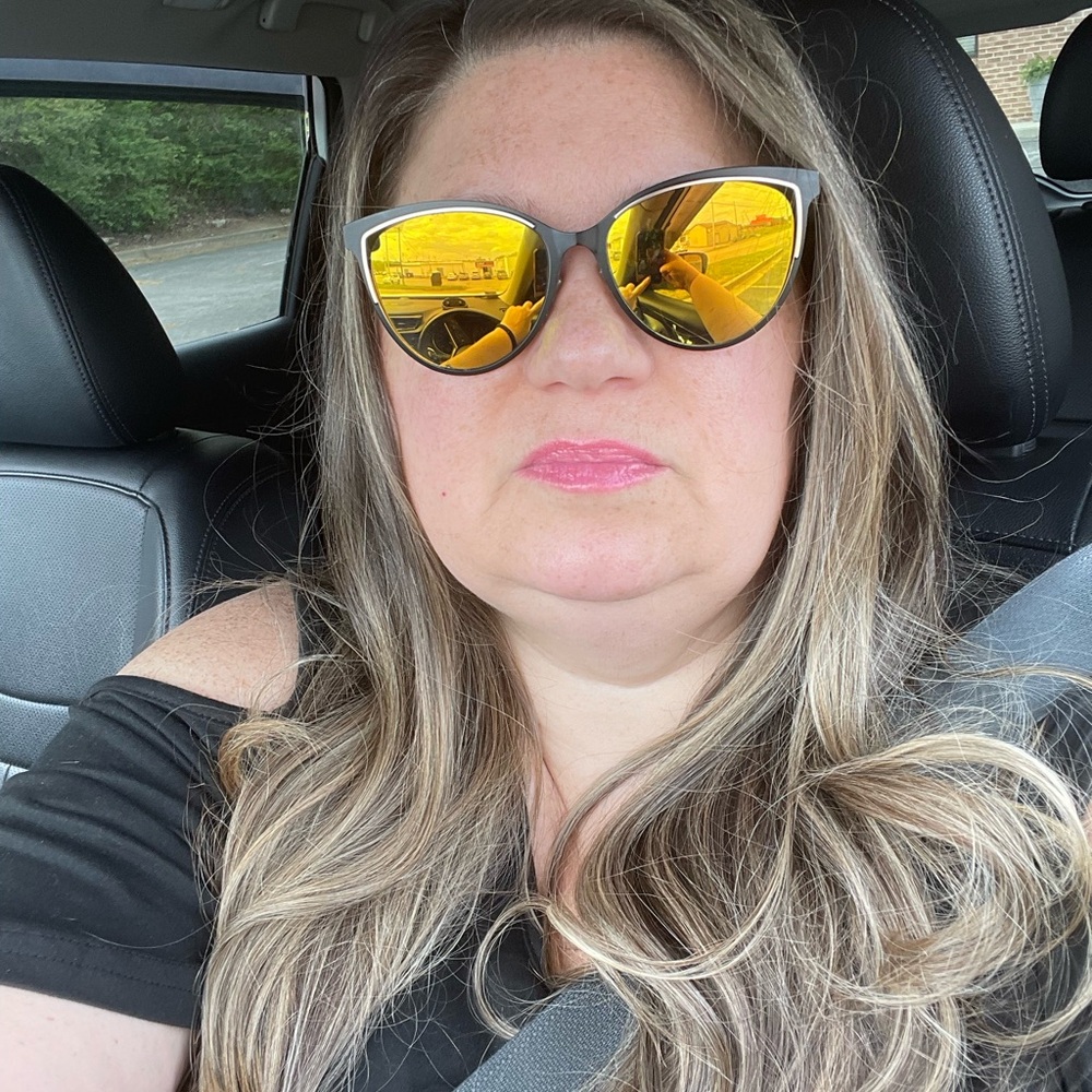 Meet your Posher, Alicia matthew